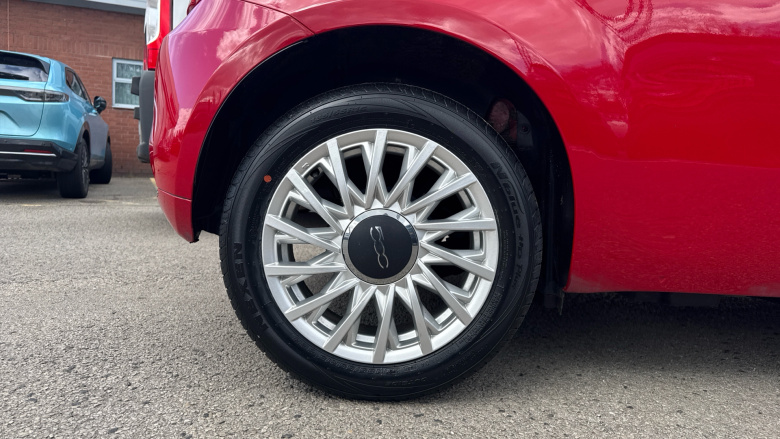 Fiat 500 1.0 Mild Hybrid 3dr Petrol Hatchback